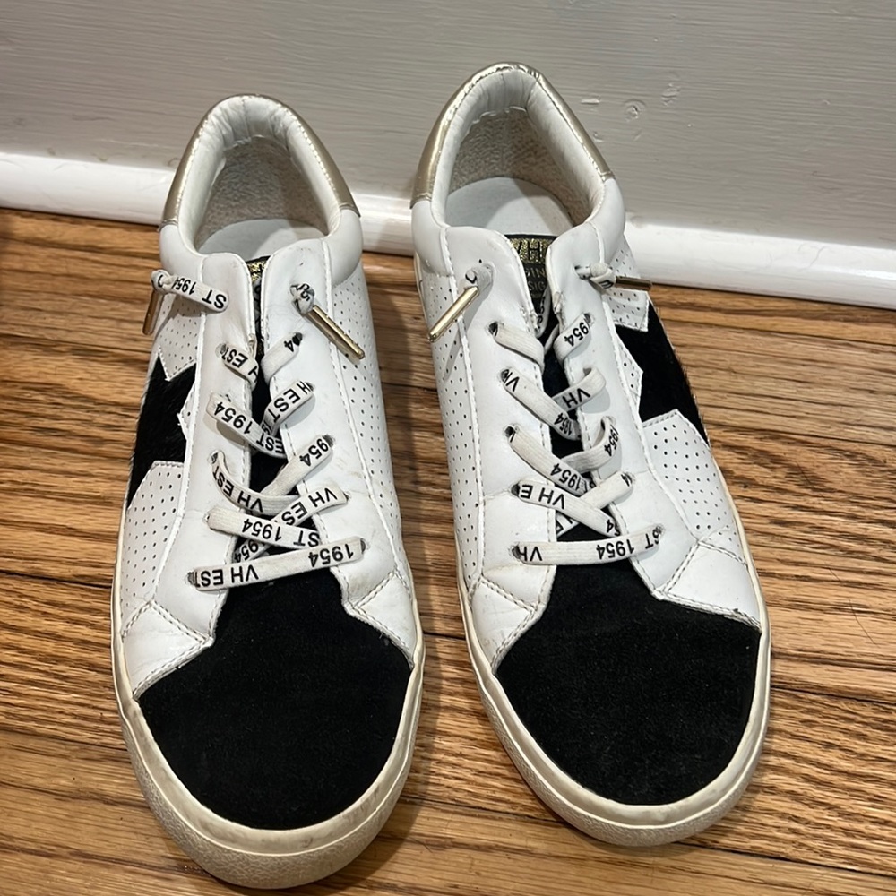Vintage Havana Black star sneakers